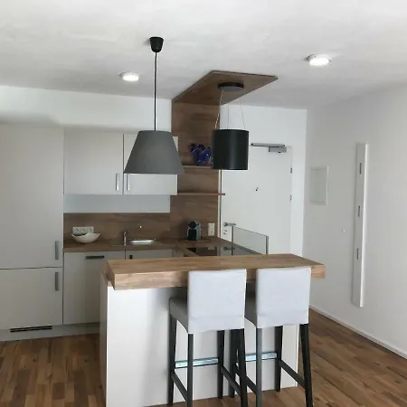 Tirolina Appartement *